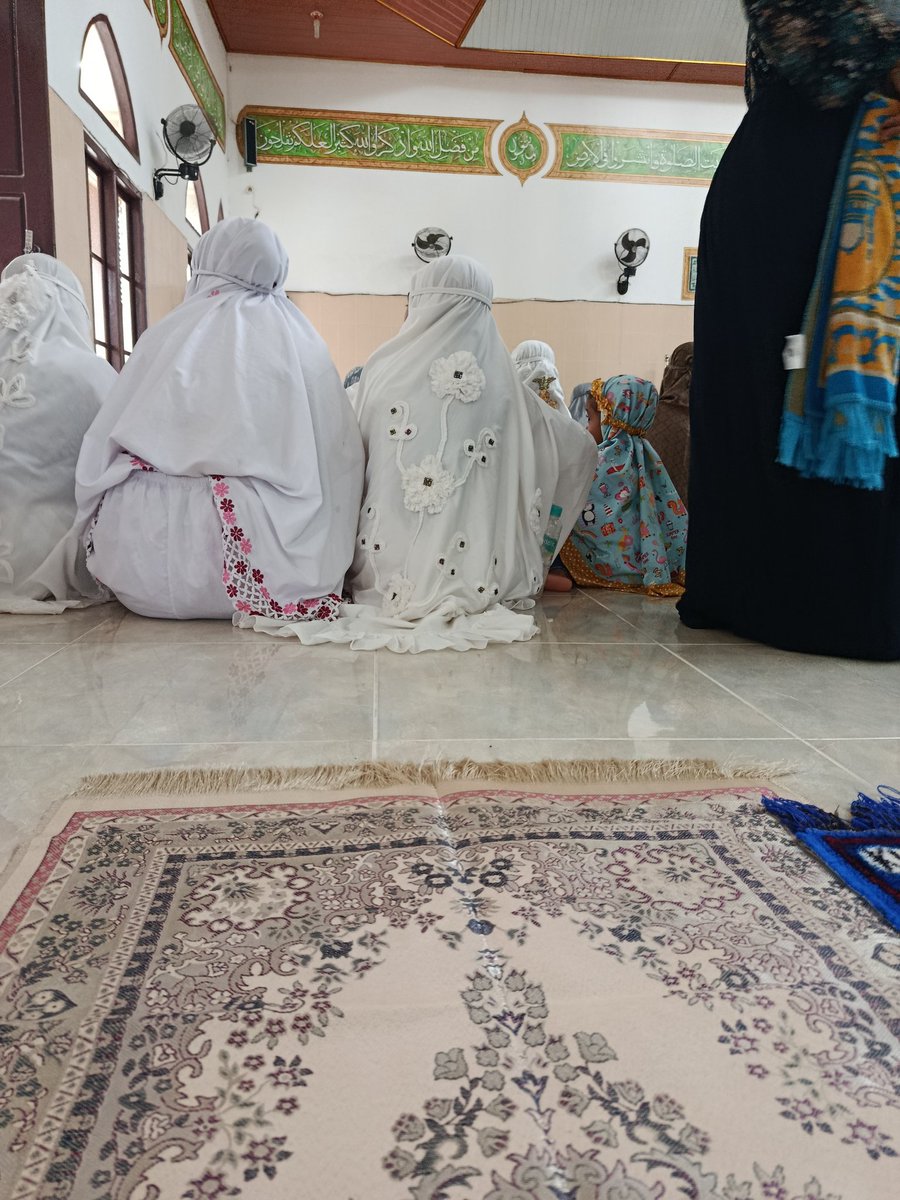 asyaa☁️✨ tweet media