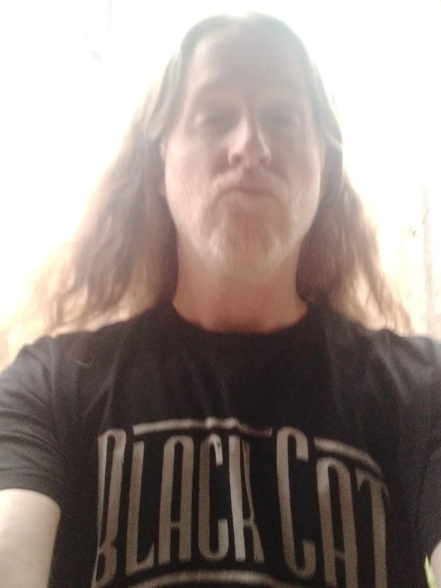 Alex The Red Parez aka El Rojo tweet media