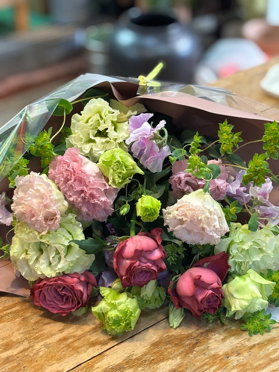 walnut878's tweet photo. 卒業いそがし
#富山市 https://t.co/MO1hYJgqaX