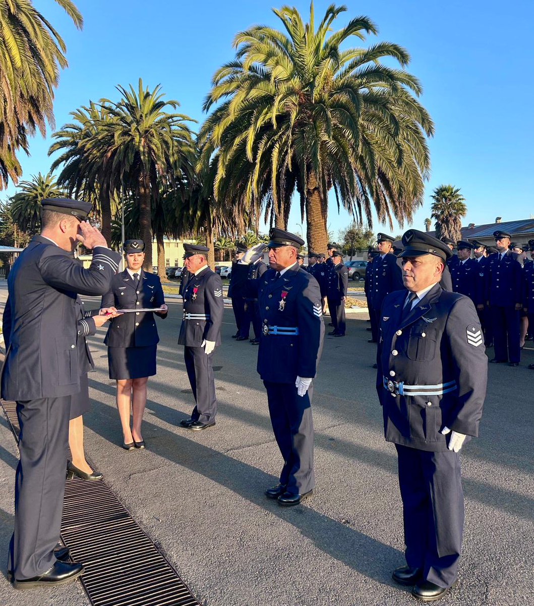 Fuerza Aérea de Chile tweet media