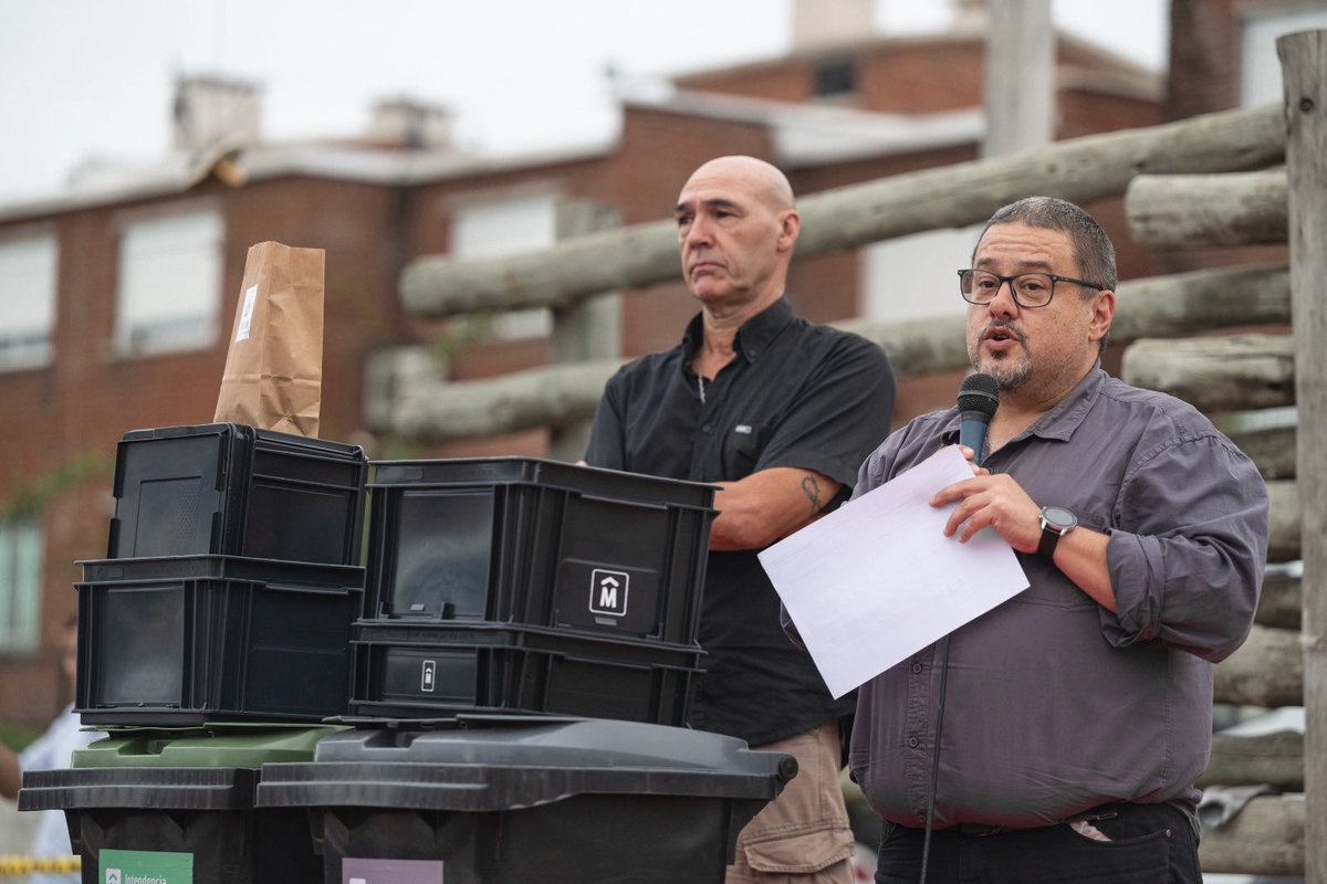 Intendencia de MVD tweet media