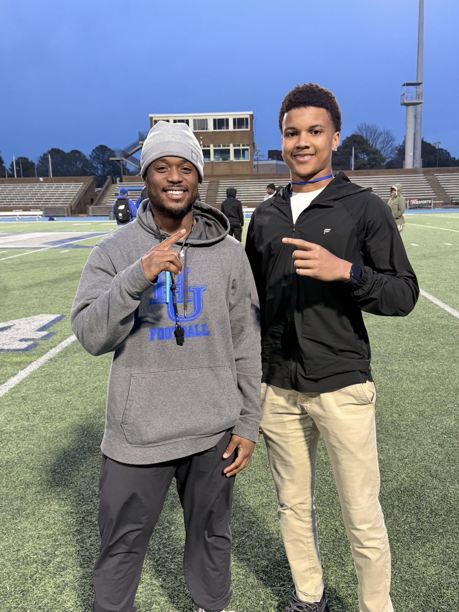joelnicholson_'s tweet photo. Thank you to @hupirates_fb for having me at their junior day, I enjoyed meeting the coaching staff and learning about their program!! @VanBMalone3rd @dj_boldin @CoachQLee @AlmightyJJ__ @RecruitingHHSFB @sixstarfootball @sam_rogers10 https://t.co/Y0Ndt7nNS0