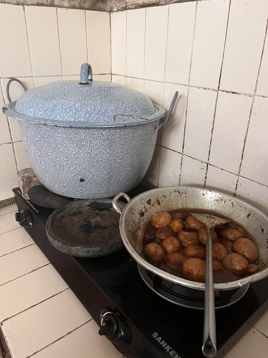 Foreign body tweet media