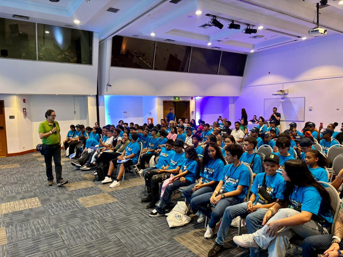 Computadores para Educar 💻 tweet media