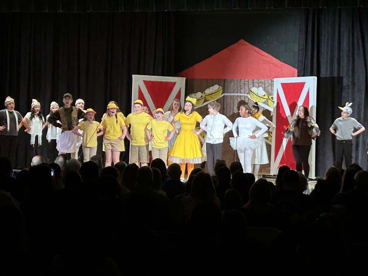 Lake Riviera Middle School tweet media