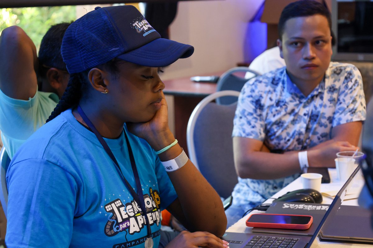 Computadores para Educar 💻 tweet media