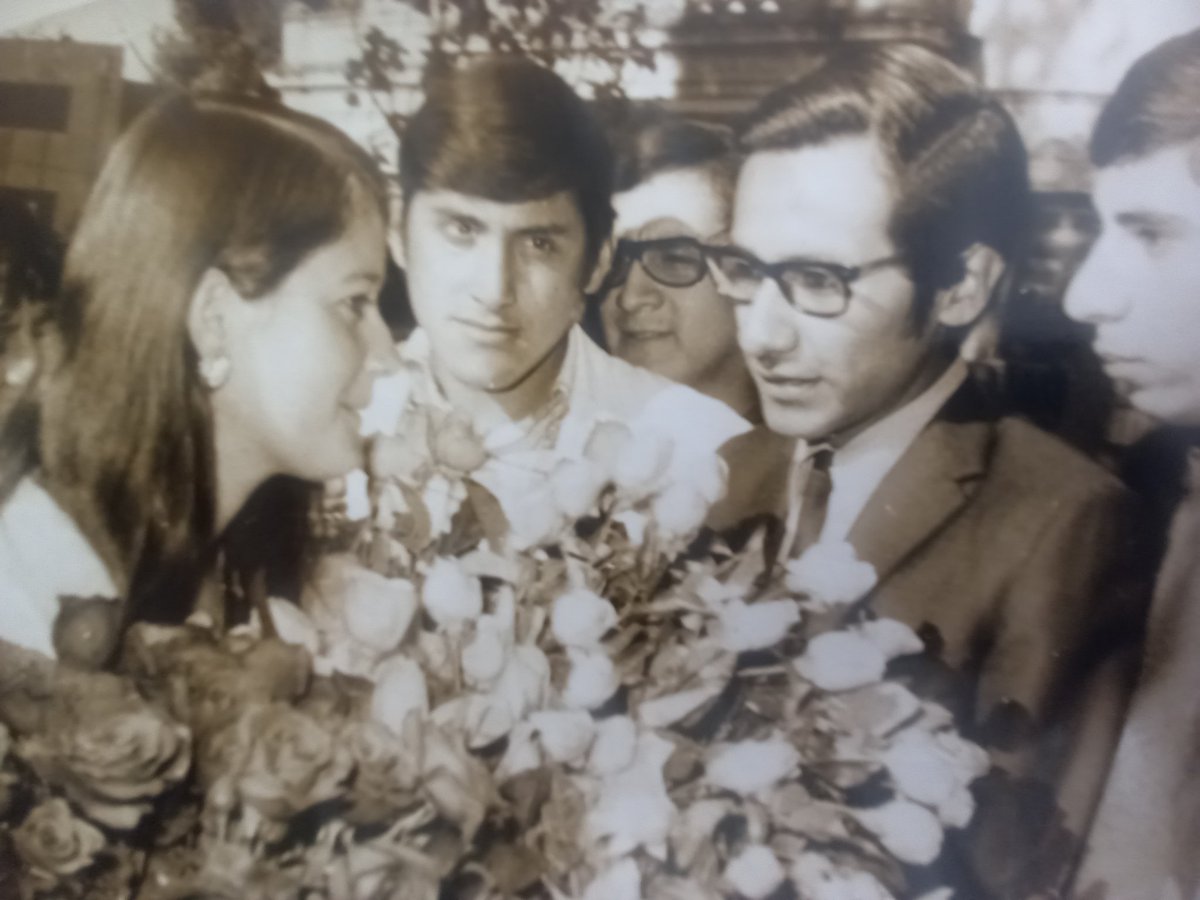 !LA HISTORIA ES LA HISTORIA!. Los VIERNES DEL LLANO de 1971 -72 honraban la inteligencia   la personalidad, la belleza y la gentil presencia de las jóvenes oaxaqueñas. Grandes tiempos y recuerdos universitarios.