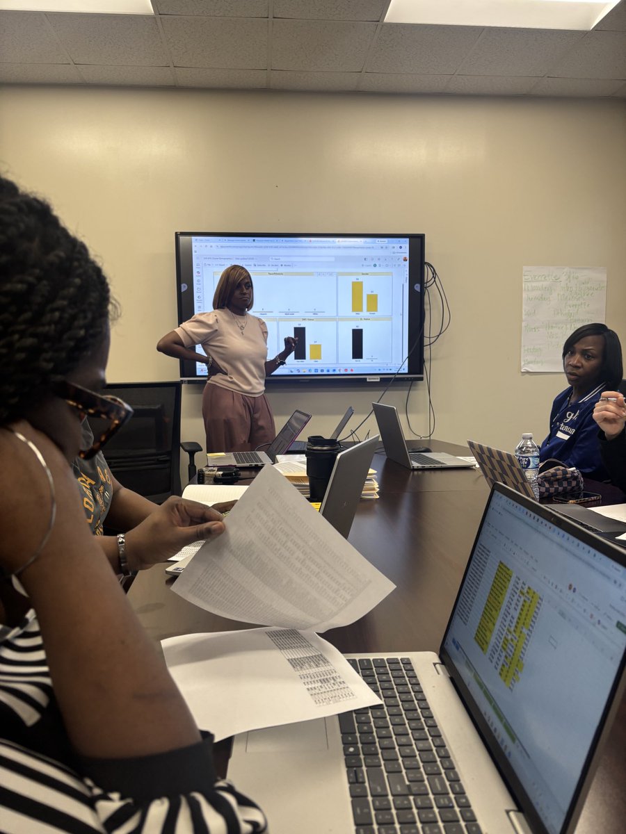 Lithonia High School tweet media