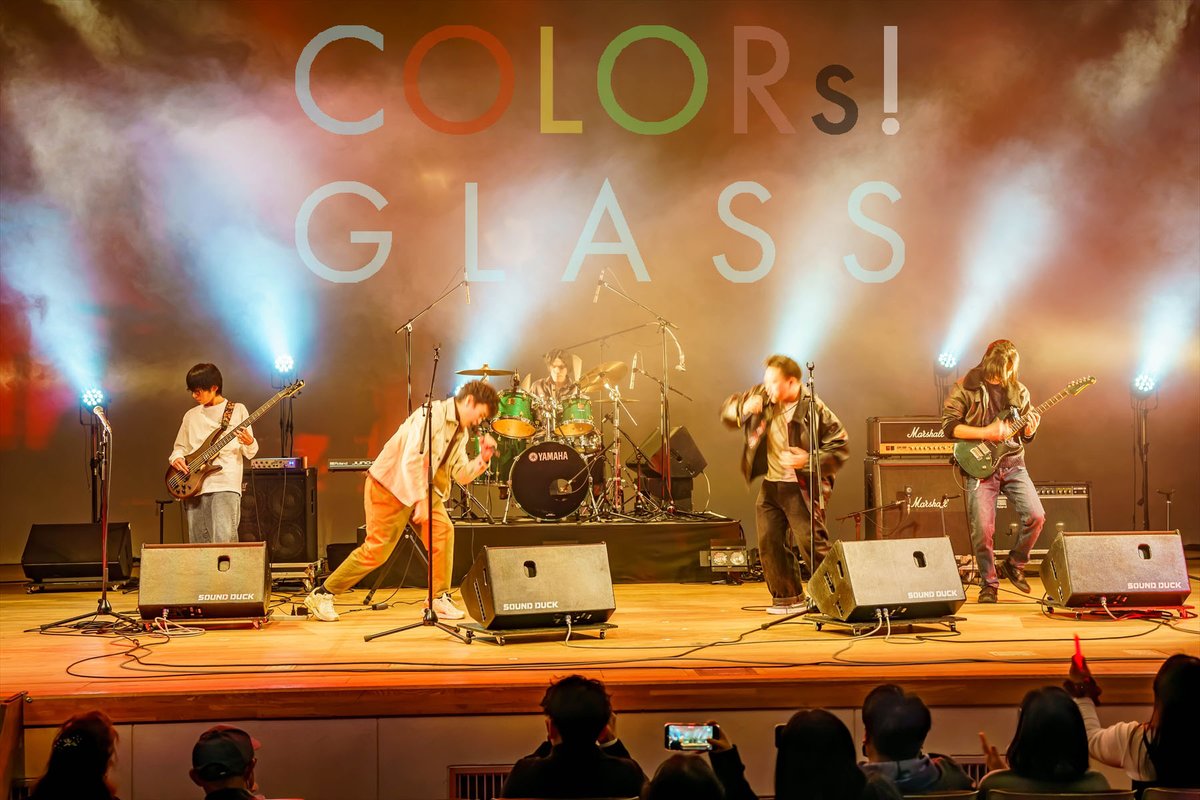 wkot_akw's tweet photo. 12/21㈰in愛川町文化会館ホール  
開催10周年 若者たちの音楽祭11  
ライブ⓾COLORs!GLASS(愛川高校軽音楽部)
・ピースサイン (米津玄師)
・オドループ (フレデリック)
・サムライハート (Some Like It Hot!!) （SPYAIR)
・Butter-Fly (和田光司)
photoby @taka0602jp
※演奏動画は後日公開  #WKOT11 https://t.co/WZPfmUQT6K