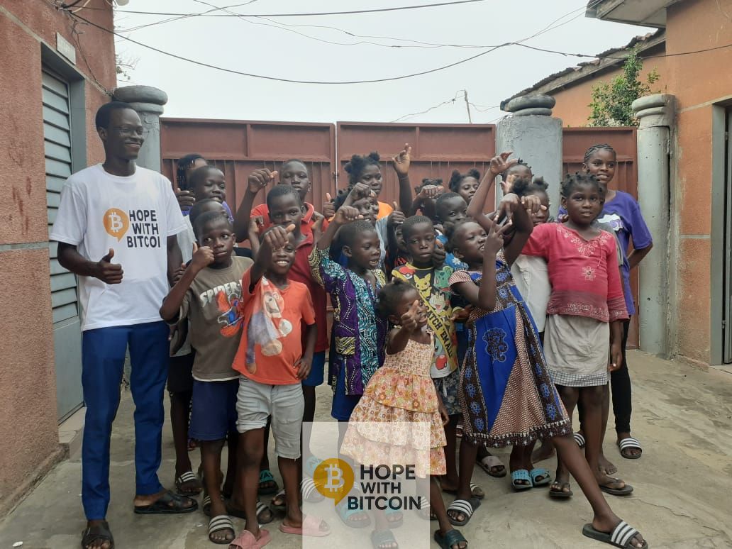 HopeWithBTC's tweet image. Together, we can bring joy, smiles, and hope to these children while showing them that they matter and that they are not alone. 🧡⚡️

#HopeWithBitcoin #BitcoinForGood #BitcoinEducation