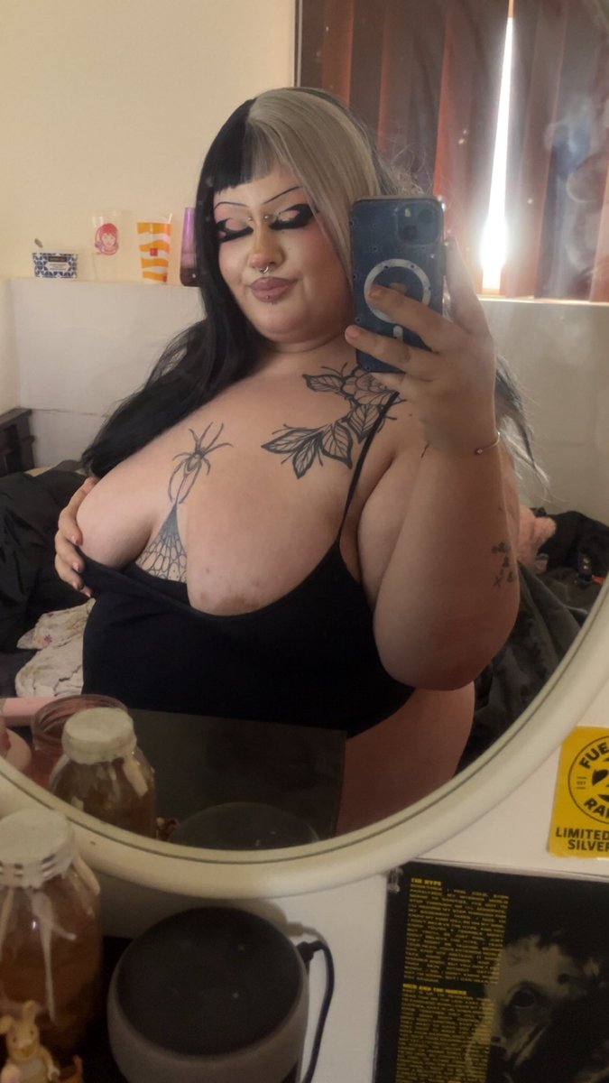 ⋆˚࿔ 𝐩𝐢𝐱𝐢𝐞 (𝐭𝐡𝐞𝐲/𝐬𝐡𝐞) 𝜗𝜚˚⋆ tweet media