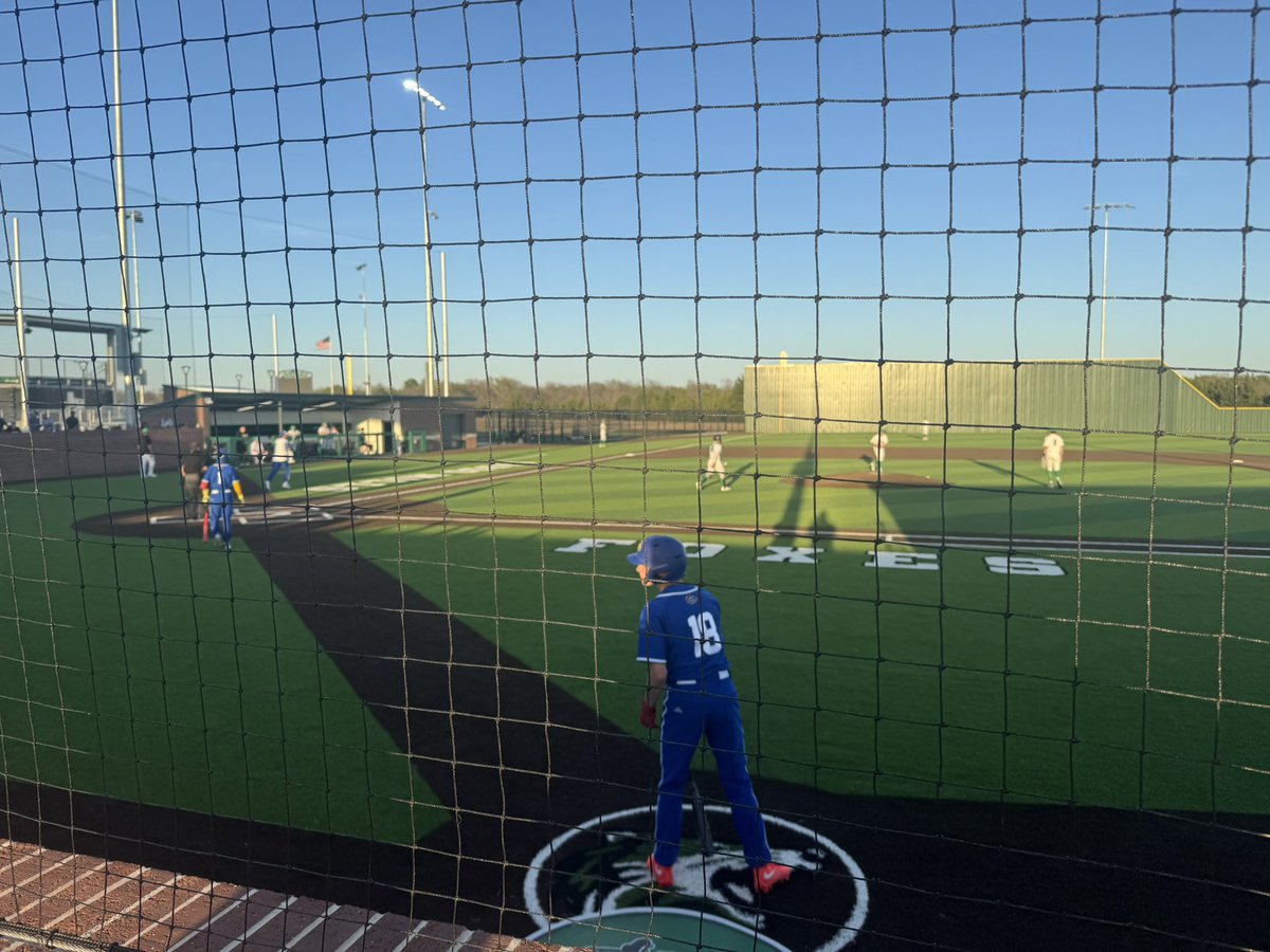 Adam Arteaga tweet media