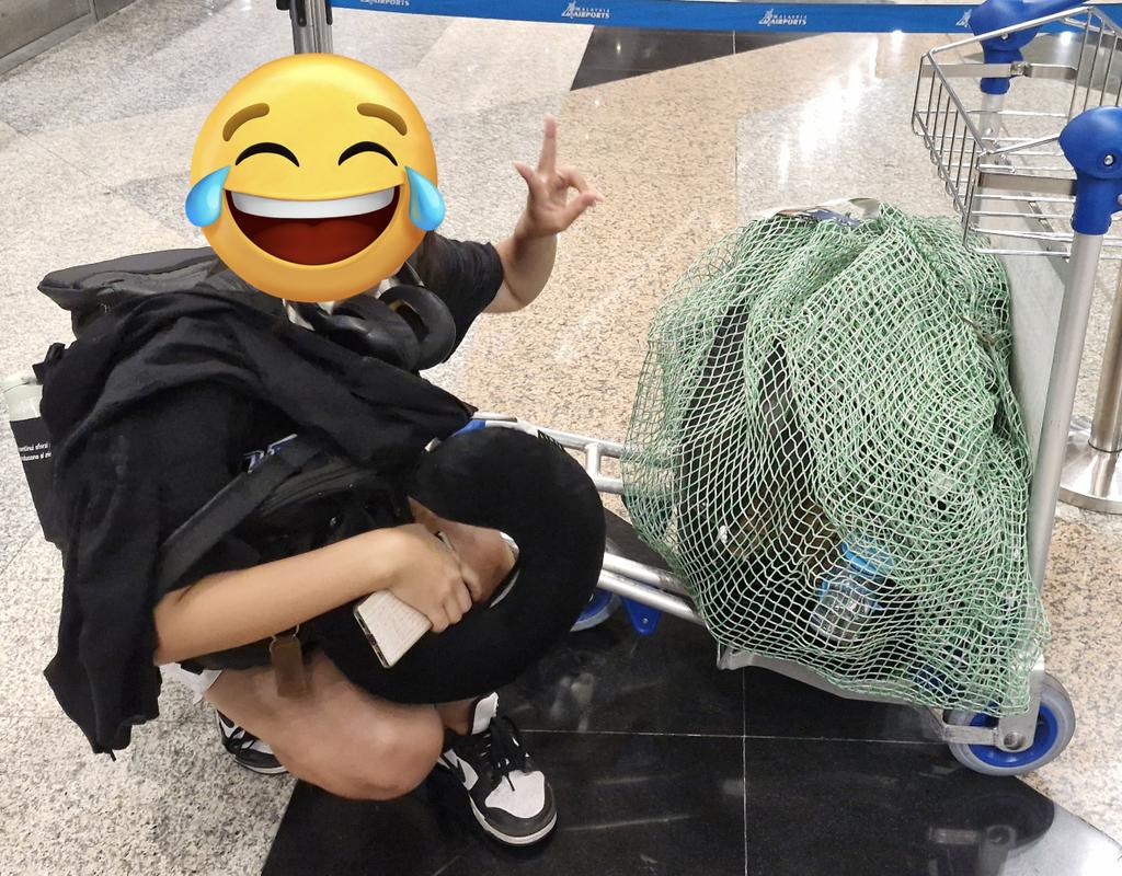 青うとん tweet media