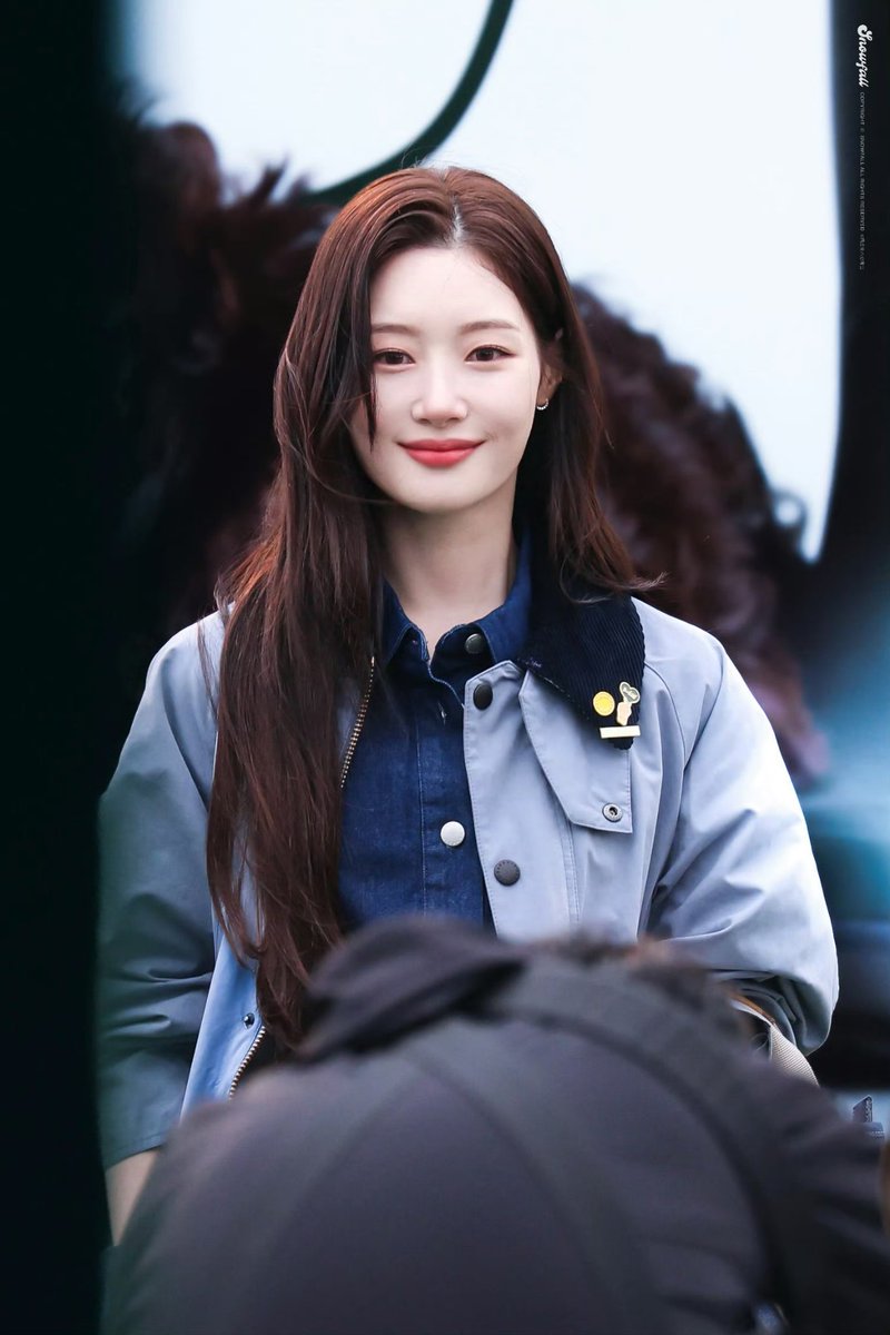 [PHOTO] 260320 #Chaeyeon from 四点零八分降雪’s weibo update.

#정채연 #채연 #郑采妍 #JungChaeyeon