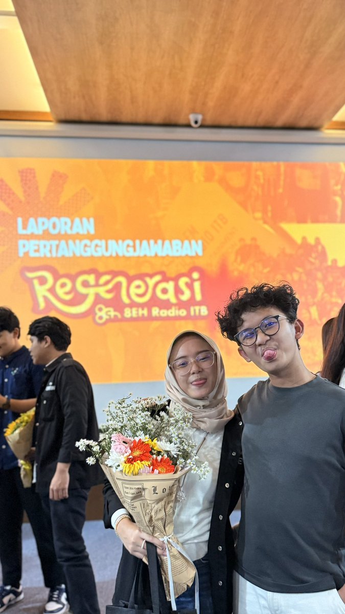 zahrain boleh kiki jg boleh tweet media