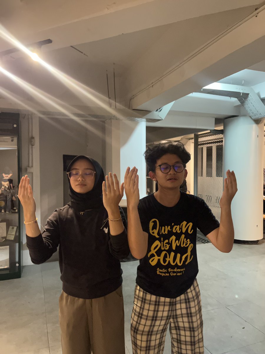 zahrain boleh kiki jg boleh tweet media