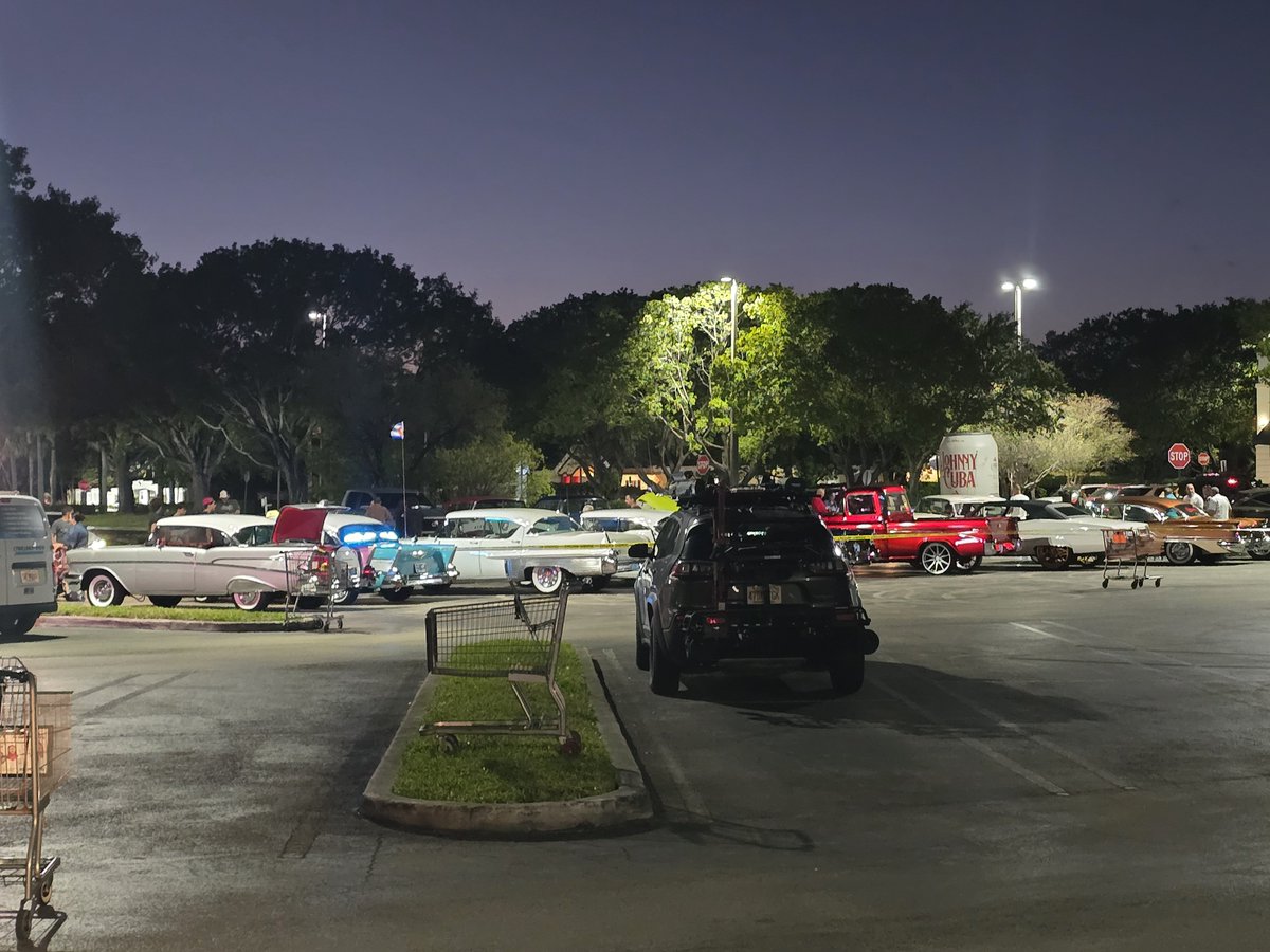 strallweat tweet media