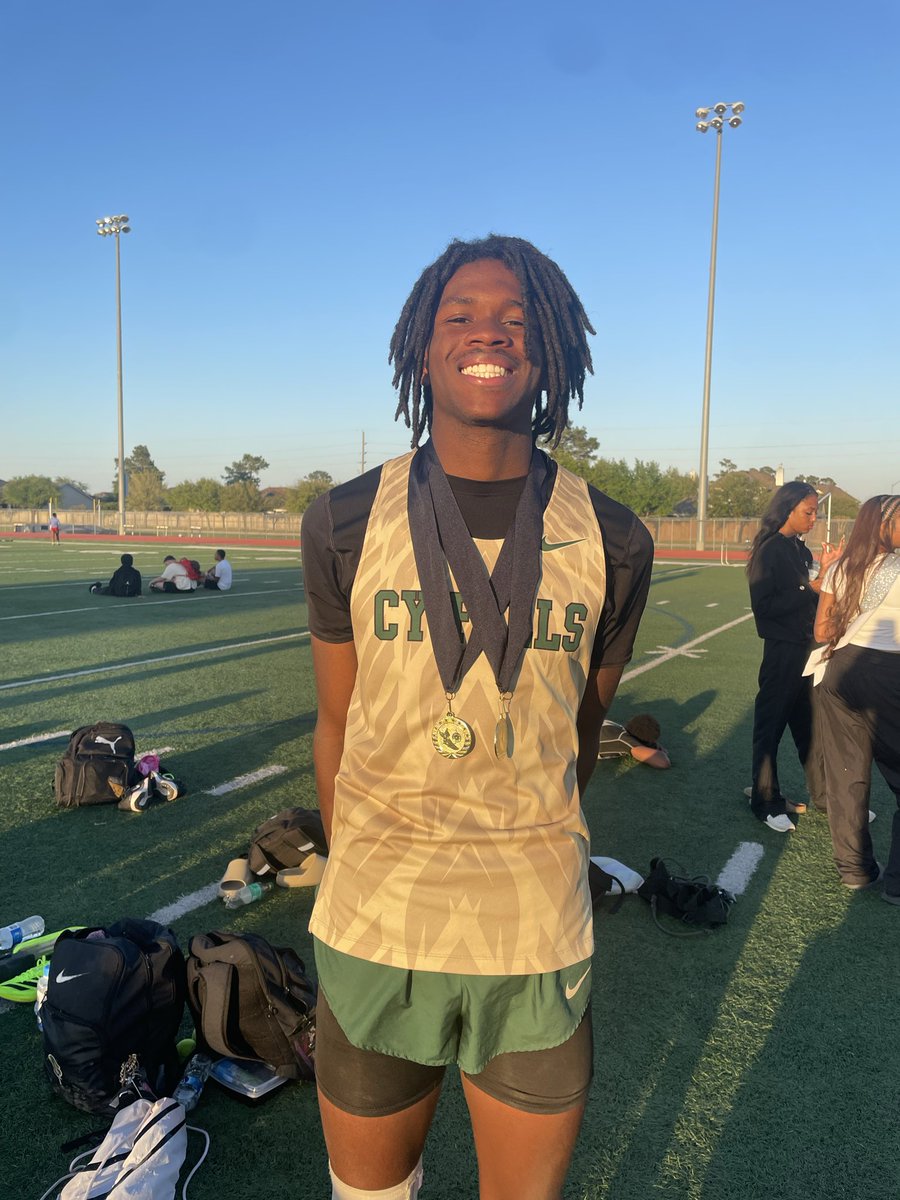 Cy-Falls Track tweet media