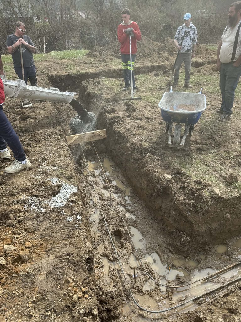 Sean Daniels tweet media