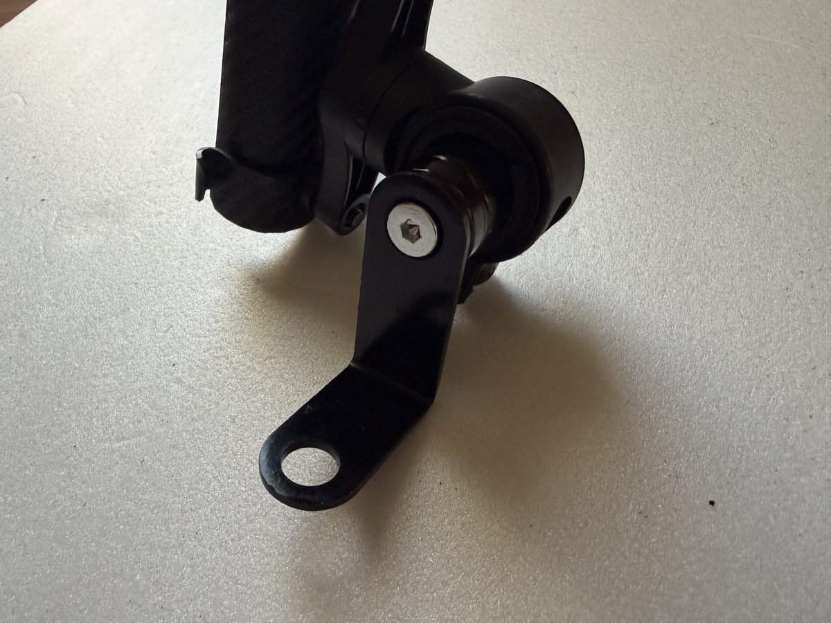 小沢　隆広　(オザピー) tweet media