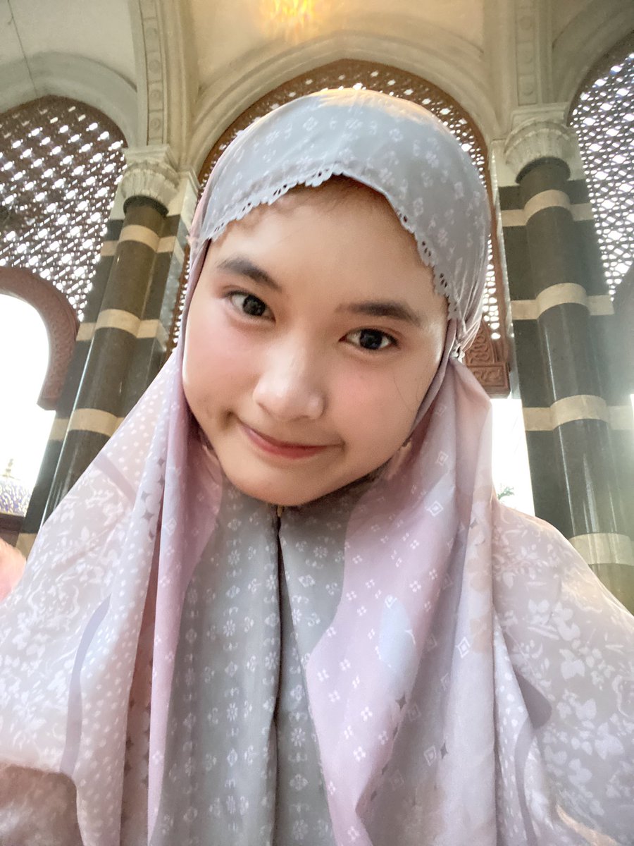 auraa🐴 tweet media