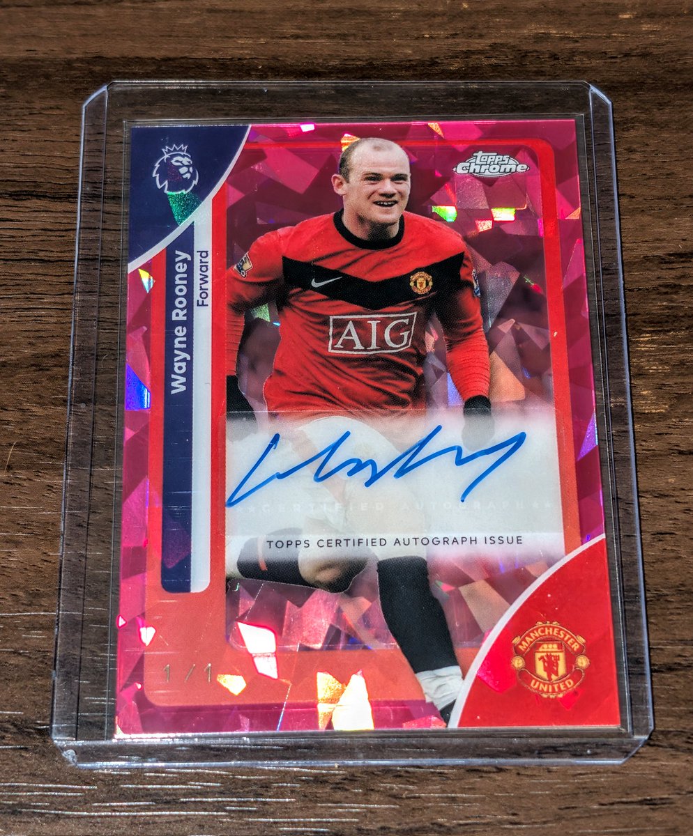 moerscards tweet media