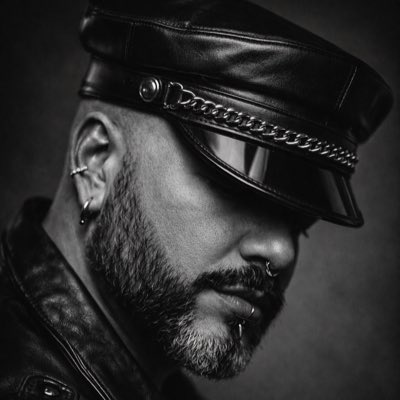 JessRivera80's tweet photo. Daddy mode ON 🏴
#NewProfilePic https://t.co/MFv2EM2Yfh