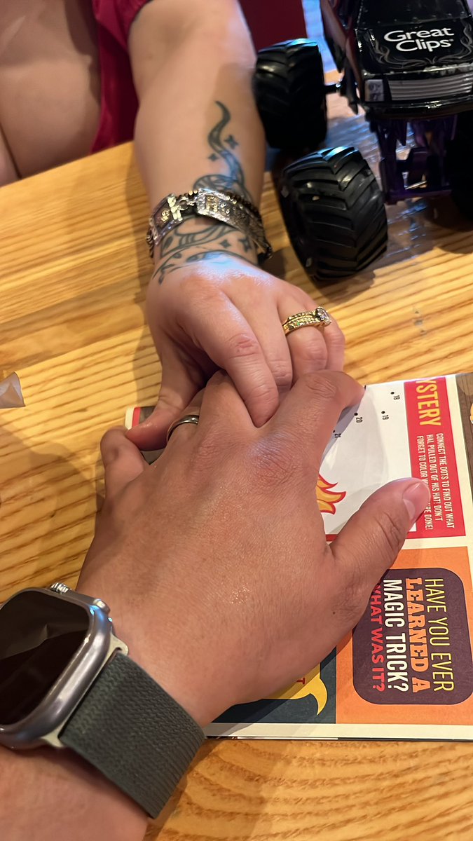 Joe salazar tweet media