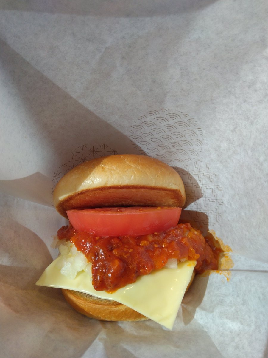 gesuton777's tweet photo. 朝モス・ホットドッグ＆
モスチーズバーガーです
#モス https://t.co/hKWcry7ev7