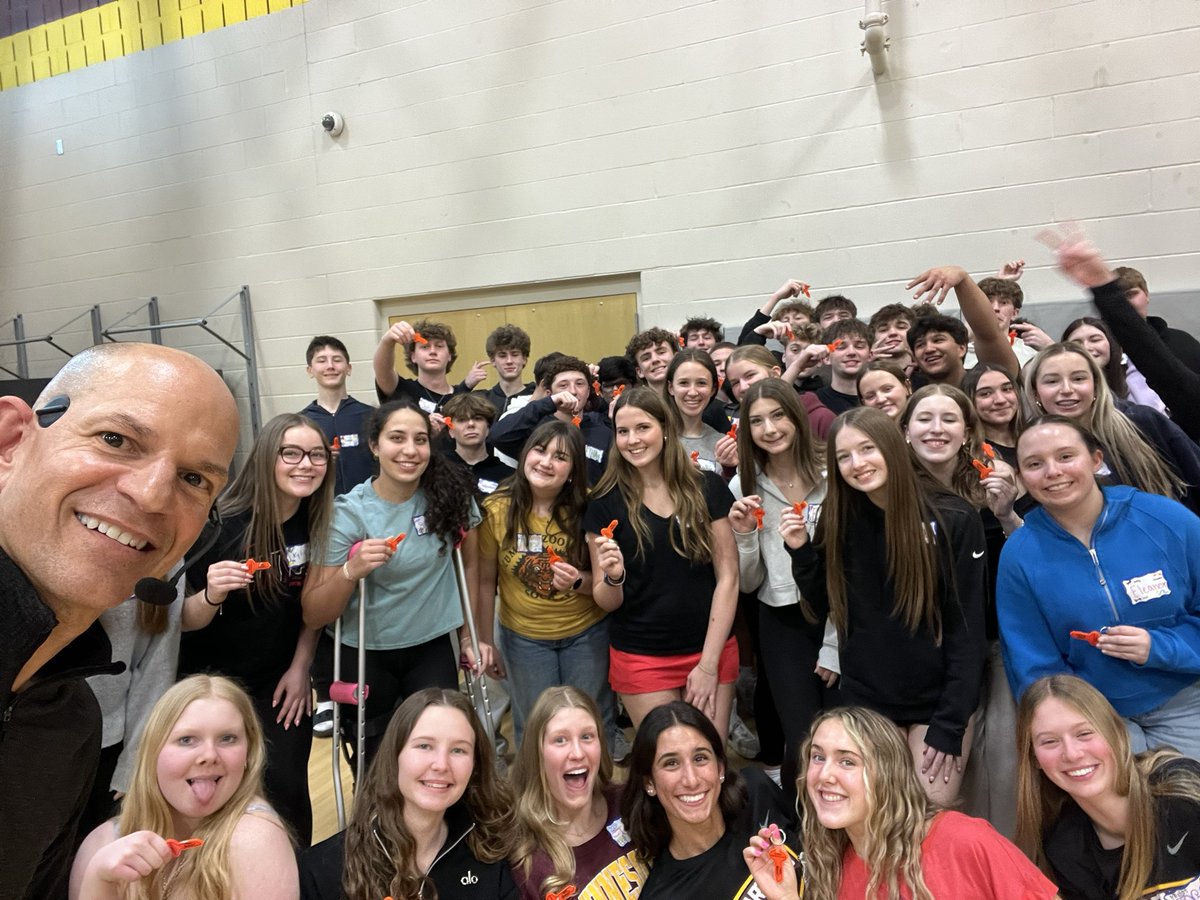 HearTedTalk's tweet photo. Hard to believe but this was year 25 sharing my workshop with Turpin HS students!  It continues to be an honor to present my leadership workshop to Turpin HS students!  Thank you to everyone who helped make this day and the 24 prior to this possible!  #IFeelGREAT https://t.co/dJ5mzPTOHV