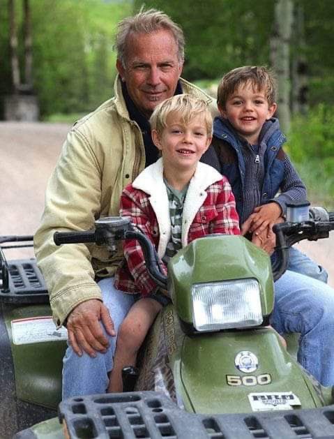 Kevin Costner tweet media