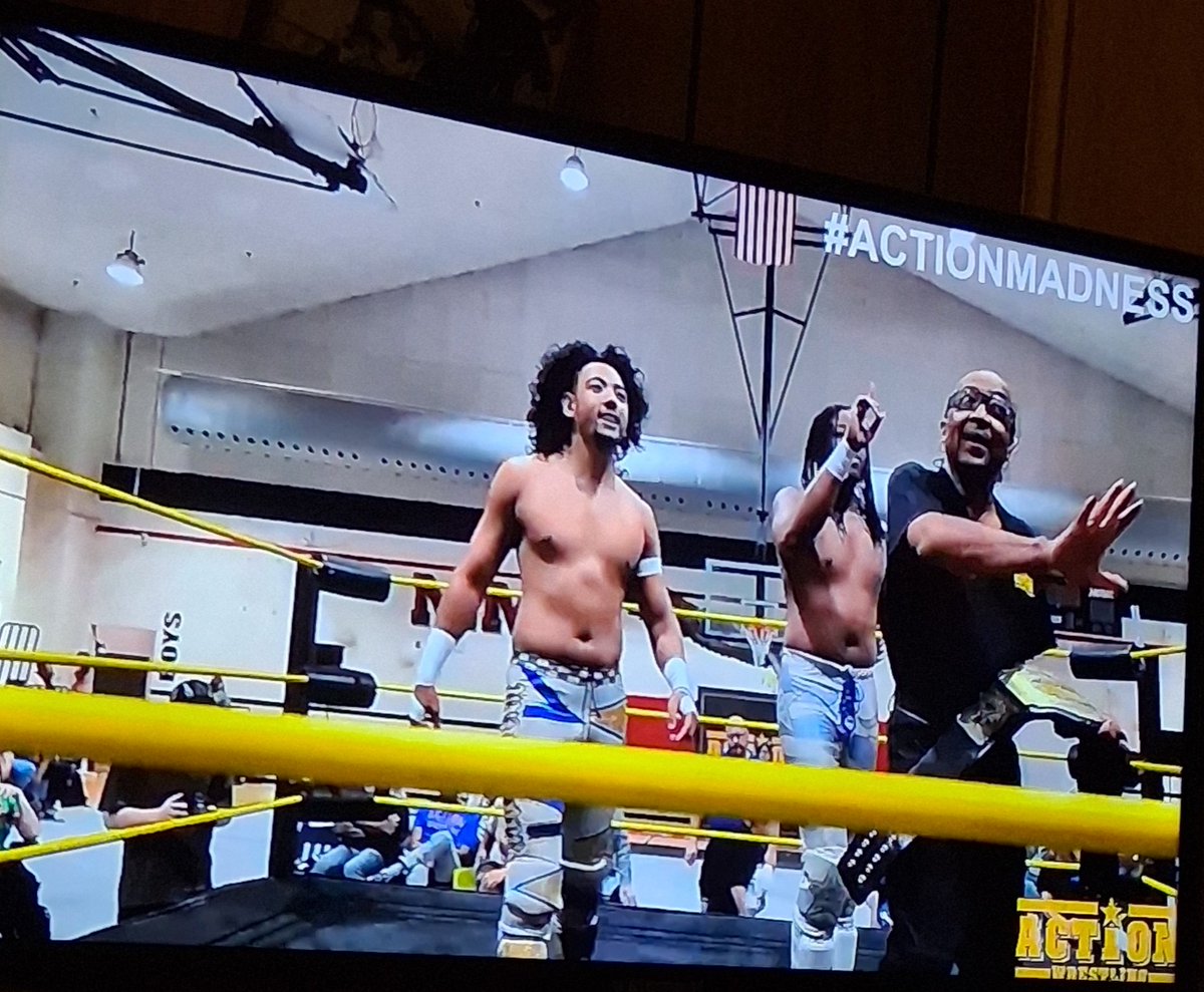 Veronica Rambo 😜🌻 tweet media