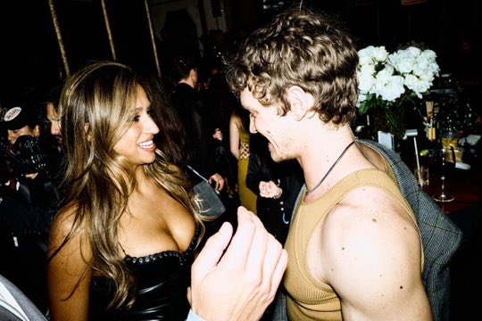 maria 💌 zara larsson's ashtray tweet media