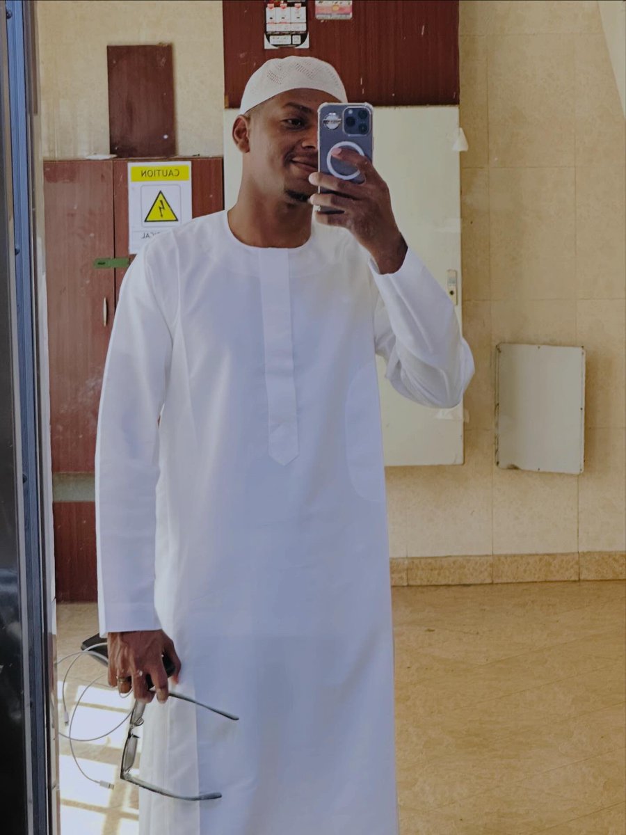 Danny_abbas_'s tweet photo. عيد مبارك و أعاده الله علينا و عليكم باليمن و البركات 🎉 https://t.co/xFj1naTkAk