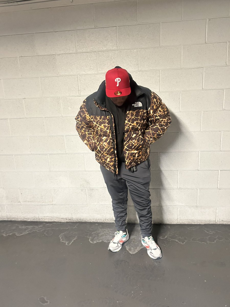 Numberz🔁 tweet media