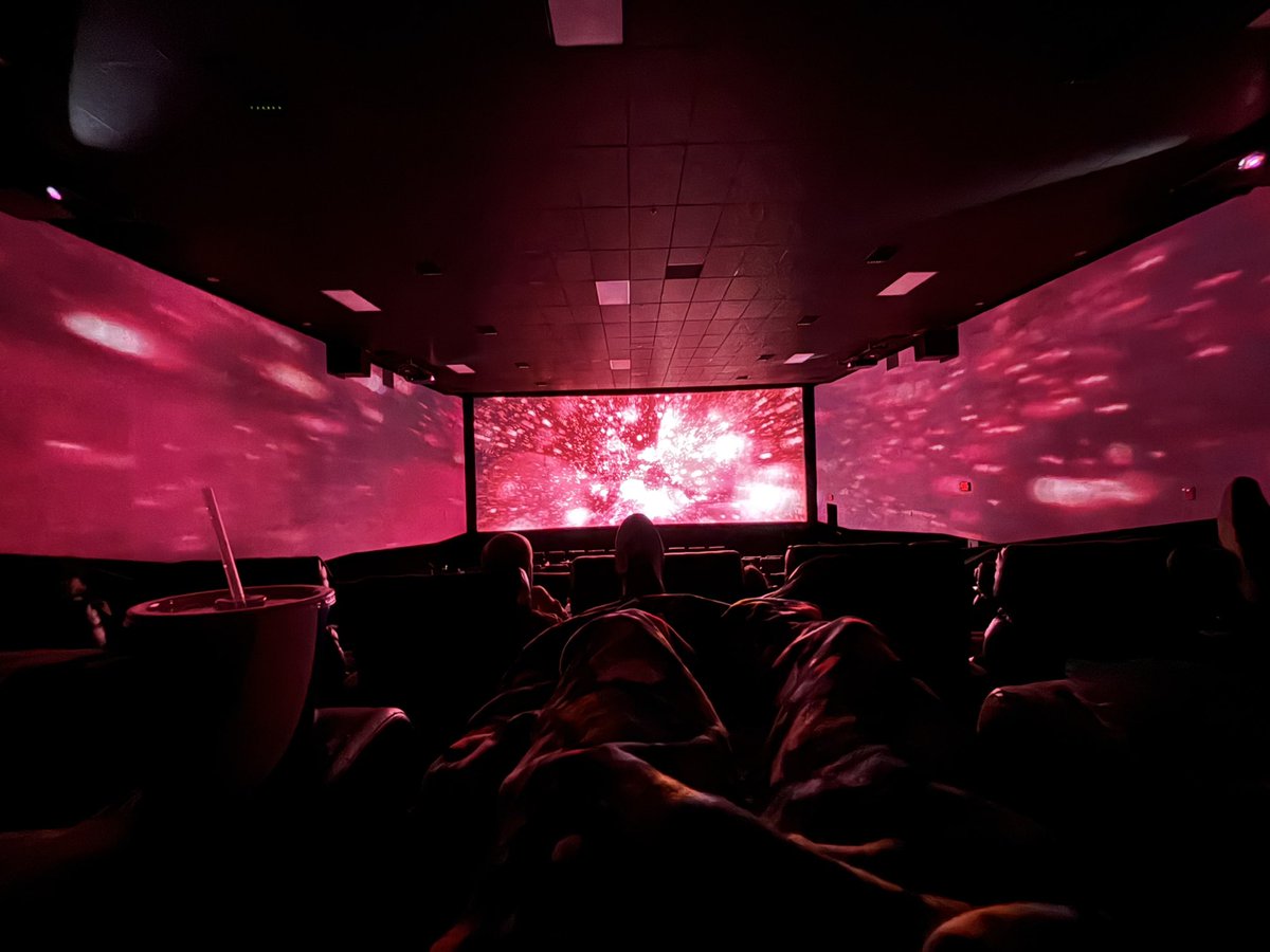 CamRacer✘ tweet media