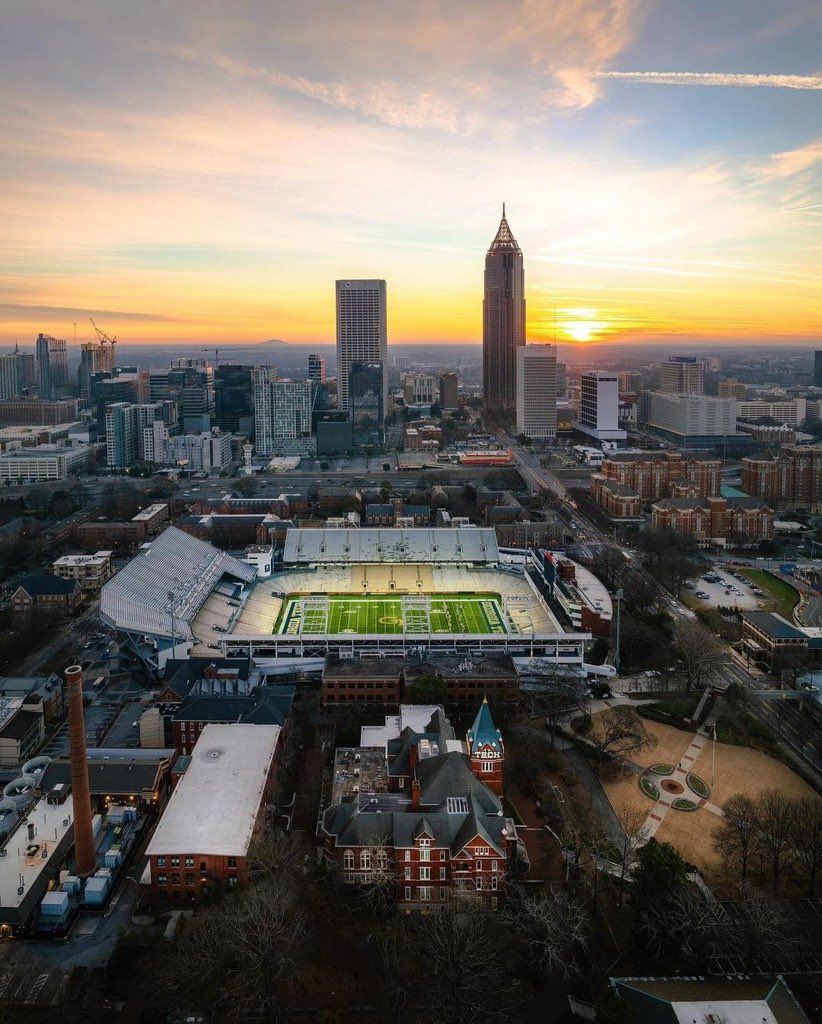 Nancy Pye #Pyegal tweet media