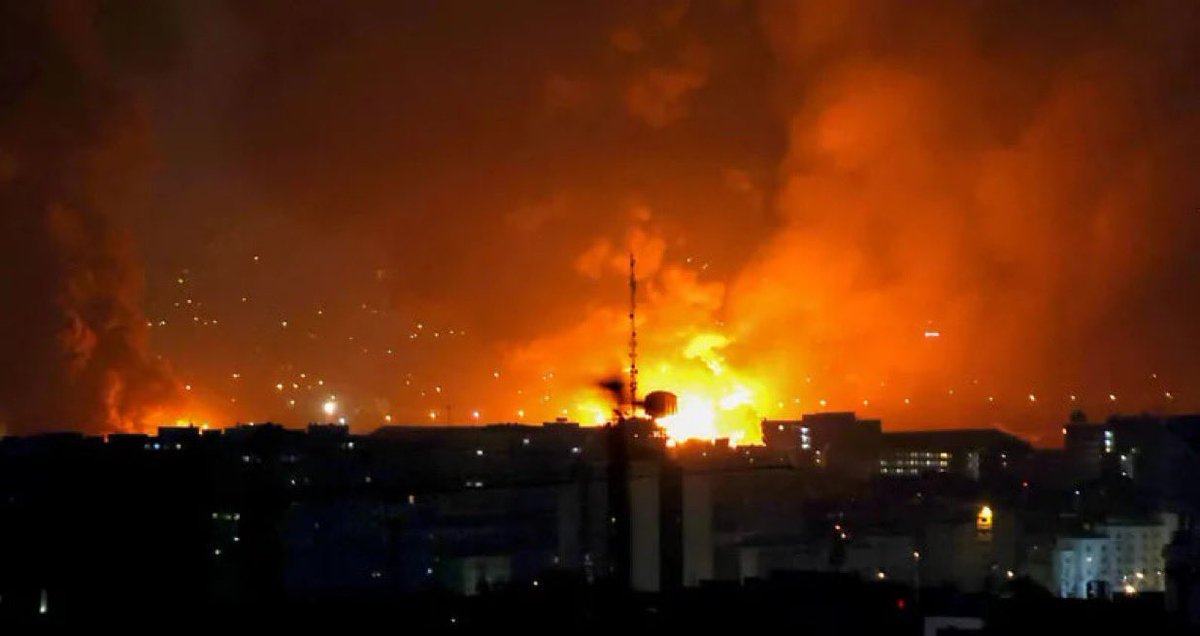 ثلاث انفجارات في طهران: تفاصيل أولية حول الحادثة