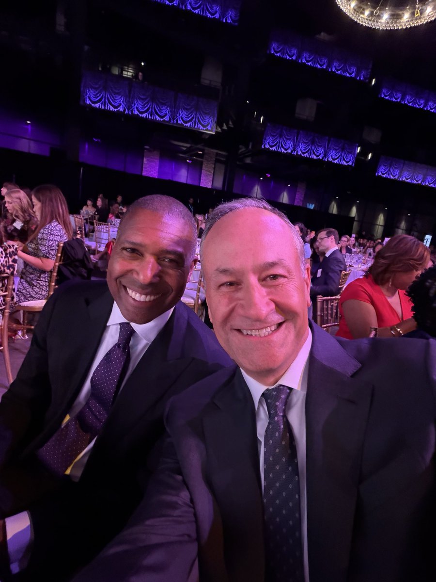 Doug Emhoff tweet media