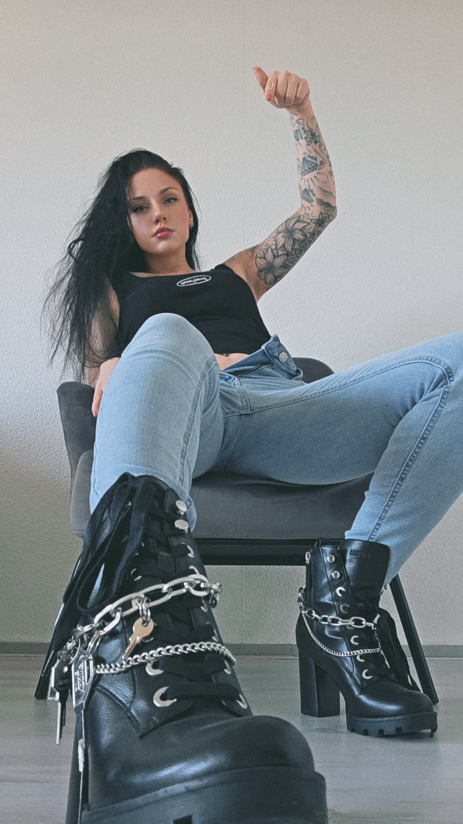 ♡QueenK♡ tweet media