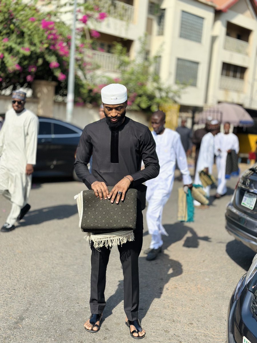 phollyaroh's tweet photo. Eid Mubarak 🕋🤍 https://t.co/g0StuRBSJK