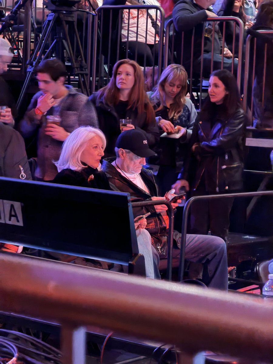 Constantine Mayhem tweet media