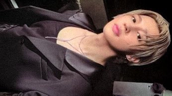 Jimin eyes🪞ᴹᵘˢᵉ tweet media