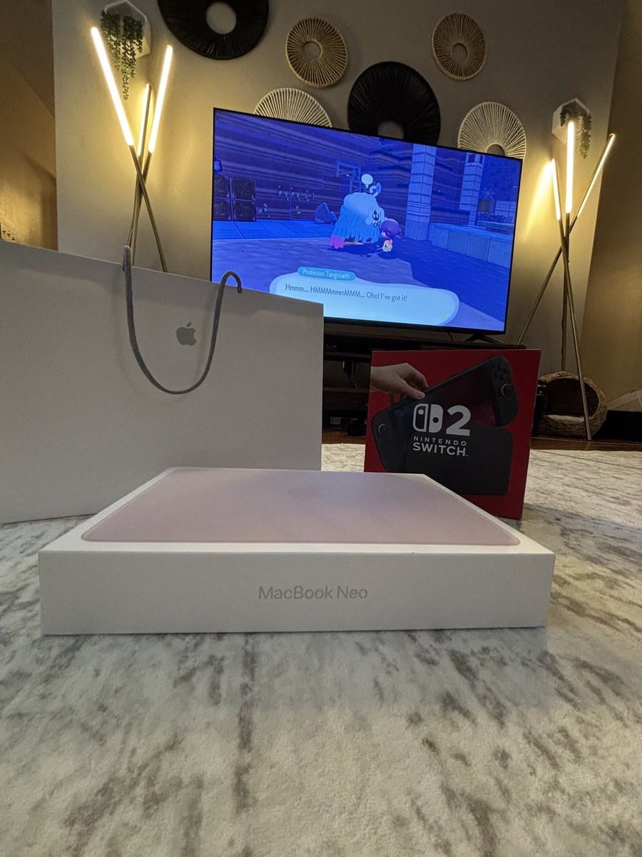 Jade Bond🧡🖤 tweet media