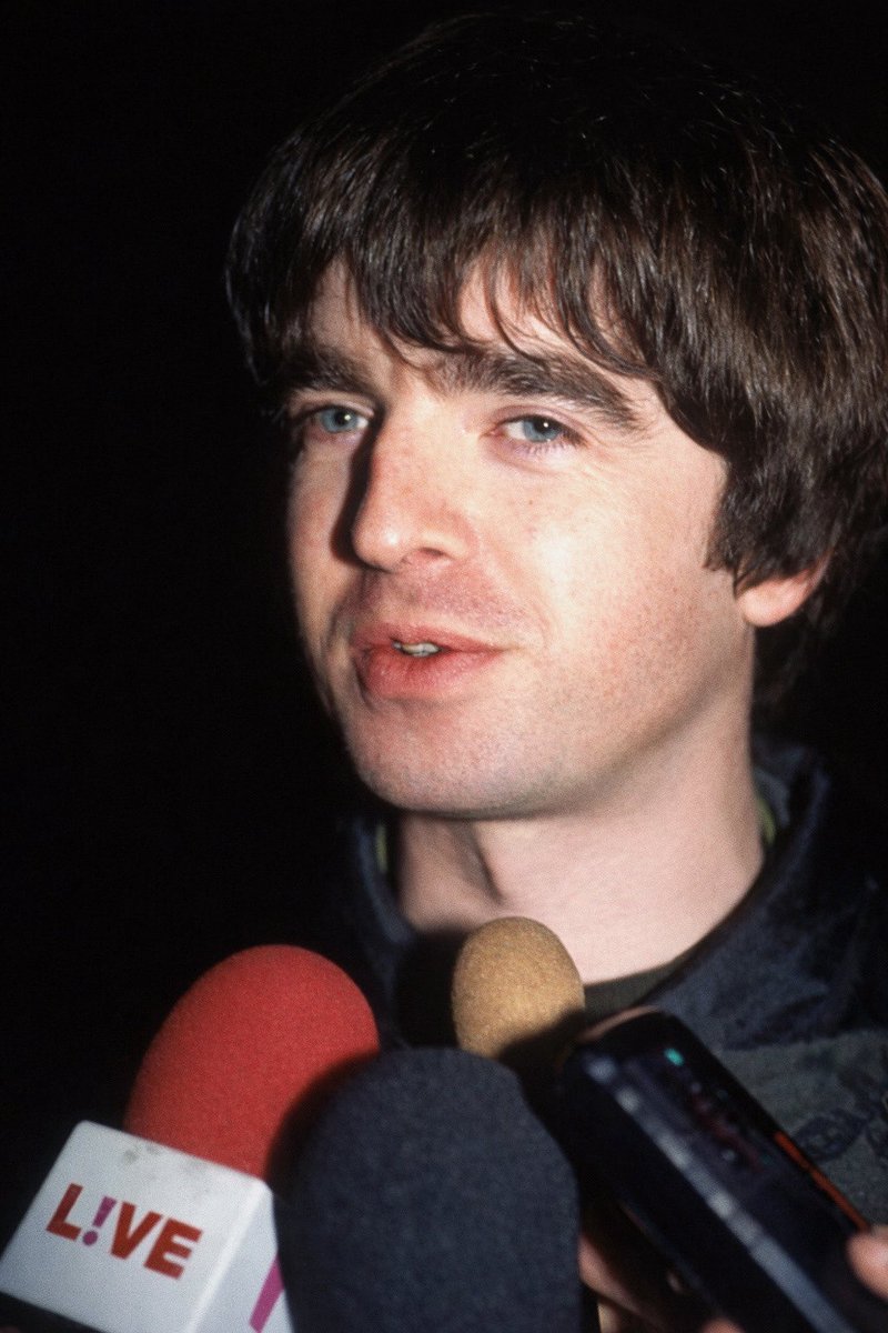 E v e l l y n ✨ tweet media