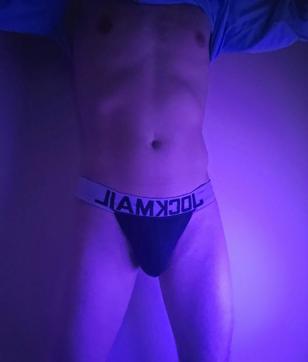 lewderz's tweet photo. Don't mind the strap https://t.co/4uSI7FfqZi