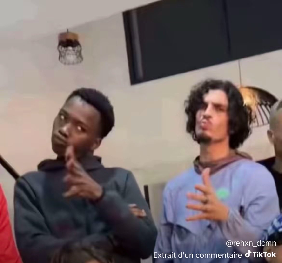 twofassa tweet media