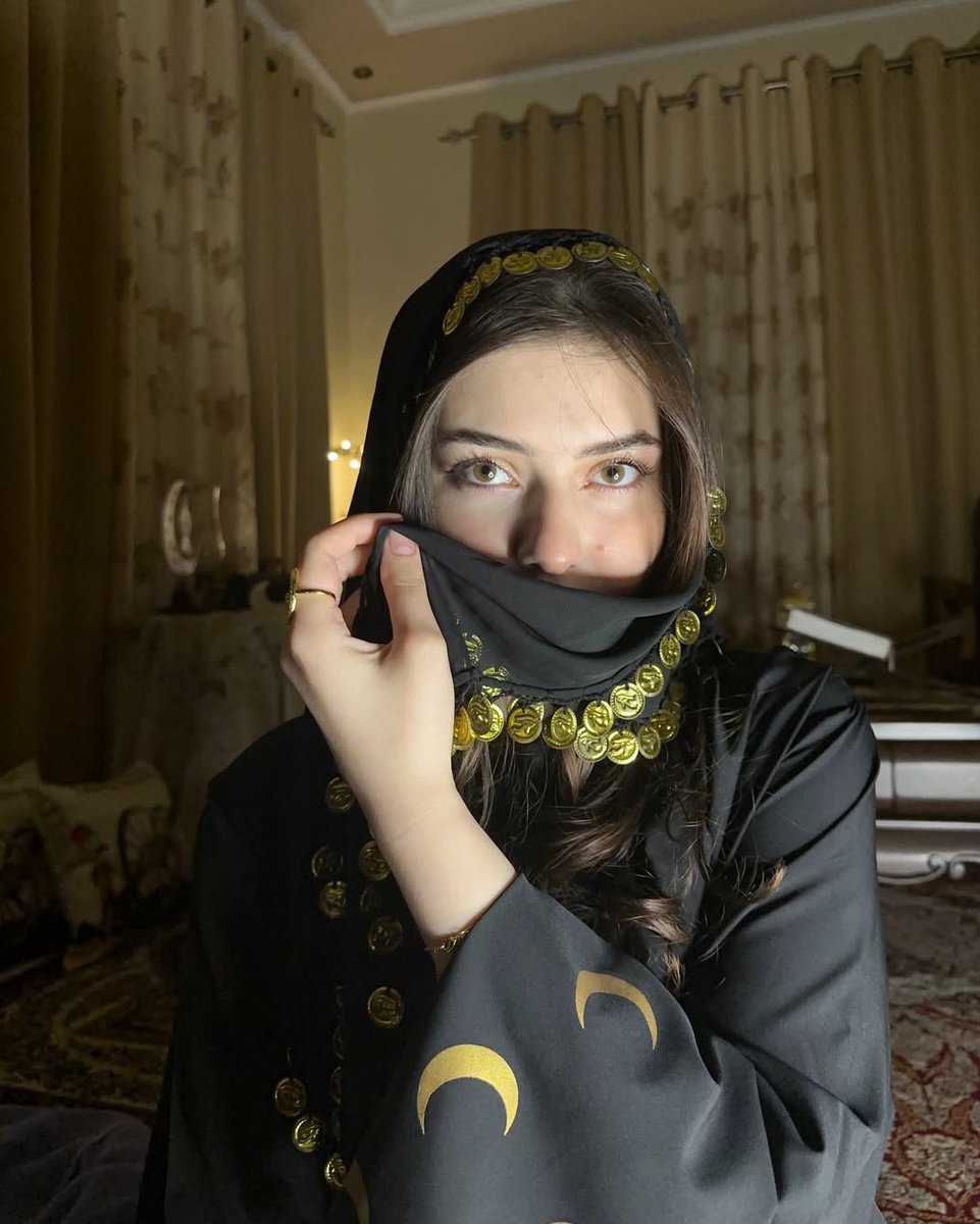 Queen Aayesha khan tweet media