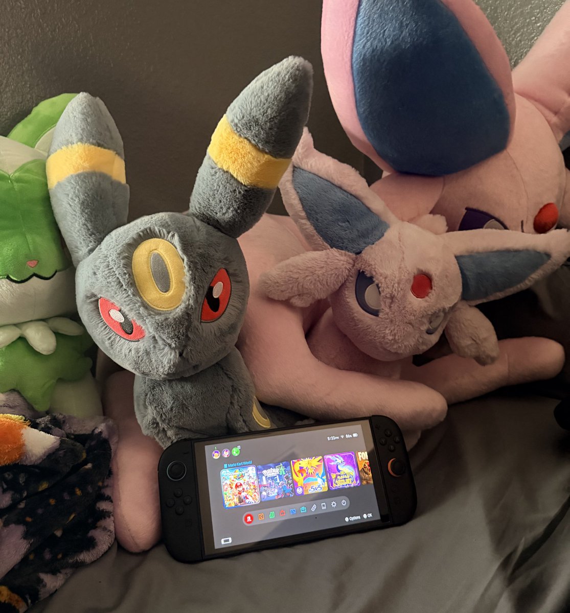 fire🦇💜 tweet media