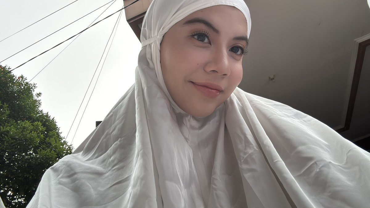 Gιѕellмα ☆ tweet media